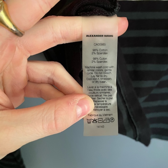 T By Alexander Wang Striped Long Sleeve Crop Top Size Medium - Picture 4 of 6